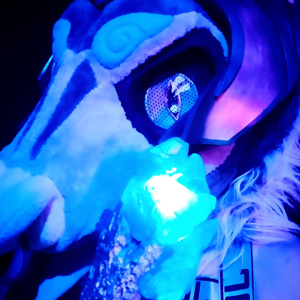  𝕿𝖍𝖆𝖙 𝖉𝖊𝖒𝖔𝖓 𝖕𝖔𝖘𝖘𝖚𝖒