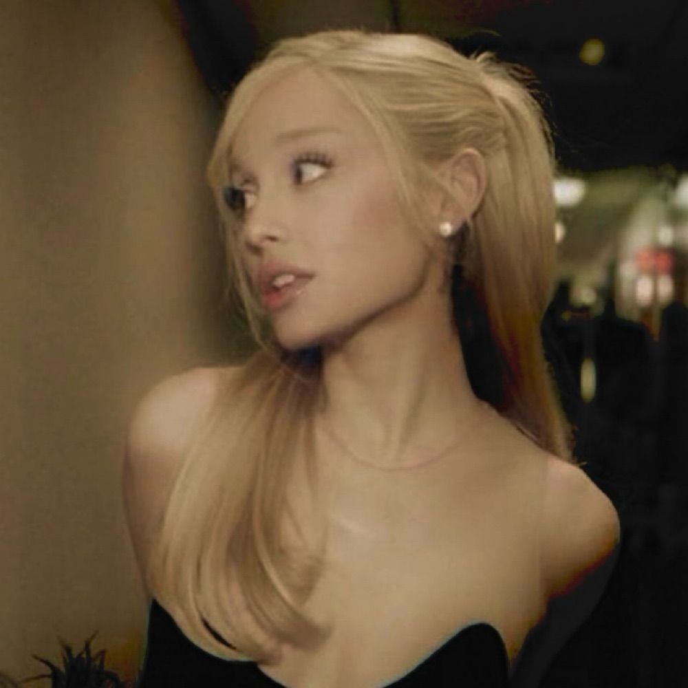 nicole