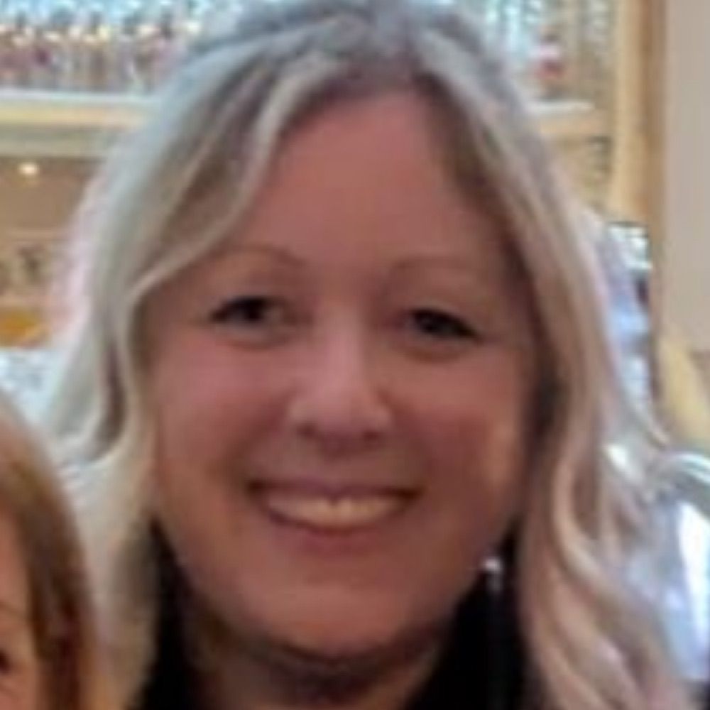 Dr Gillian Halket