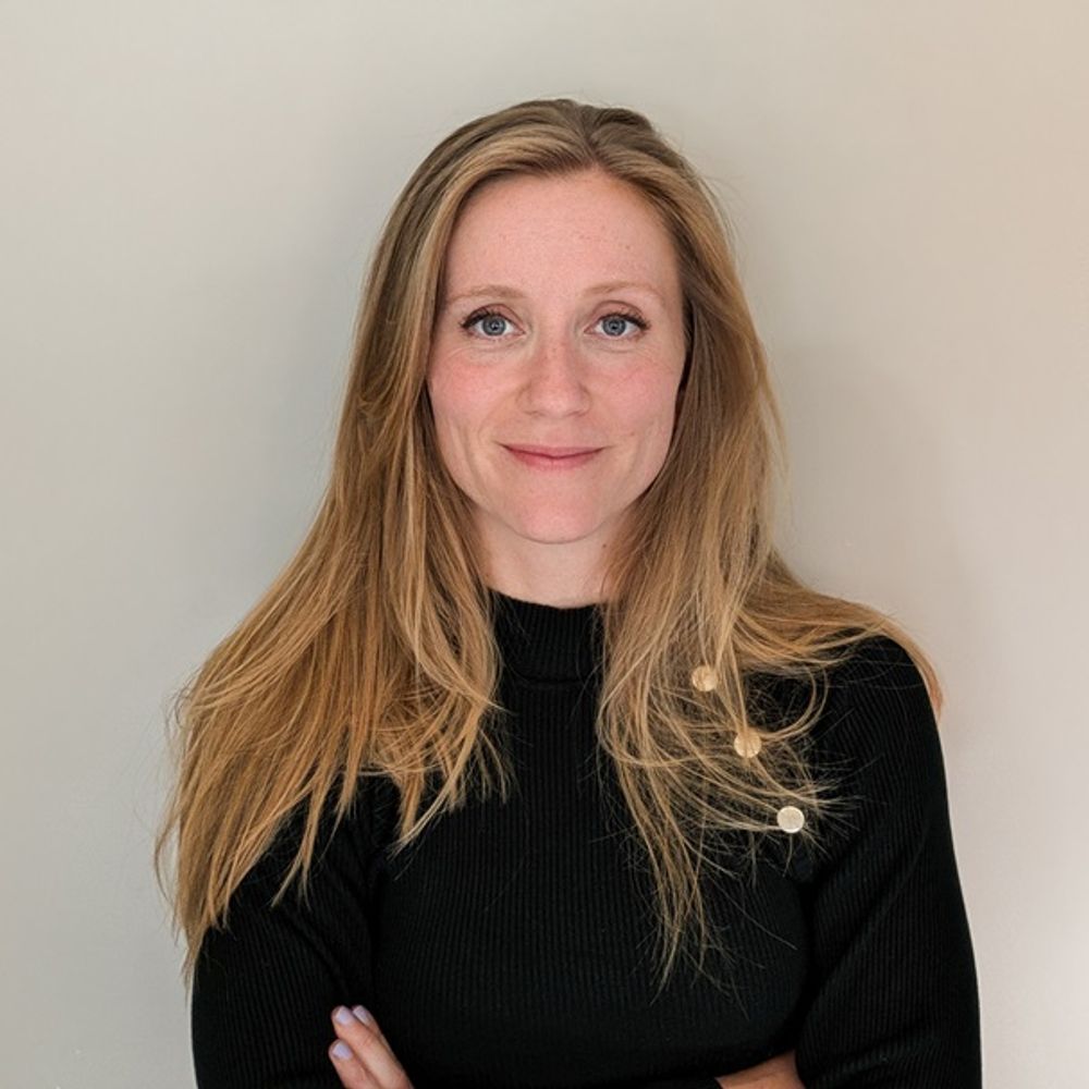 Dr. Denise van Hout
