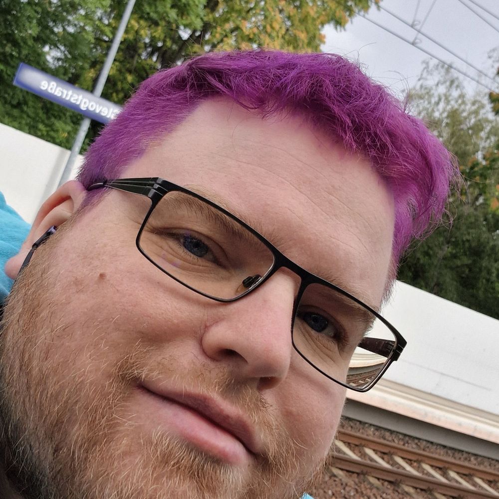 Pixelmaru (He/Him | Er/Ihn) 