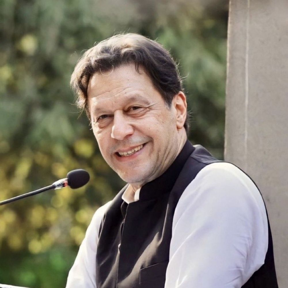 Beeela Khan 🦁