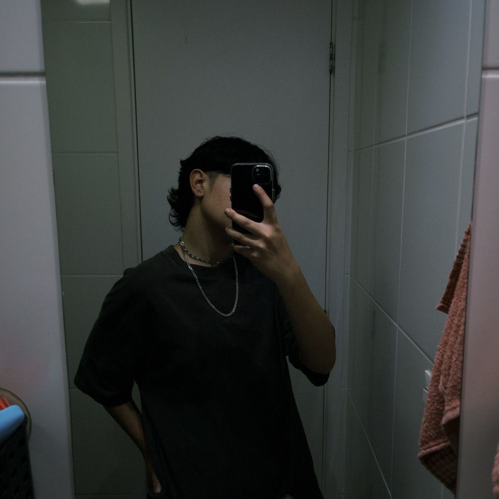 𝒍𝒂𝒓𝒚𝒔𝒔𝒂
