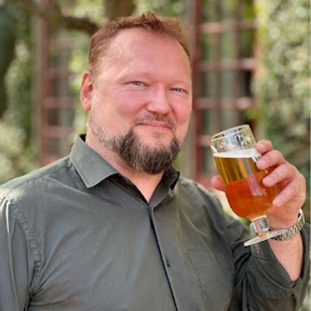 Jost L. Hansen