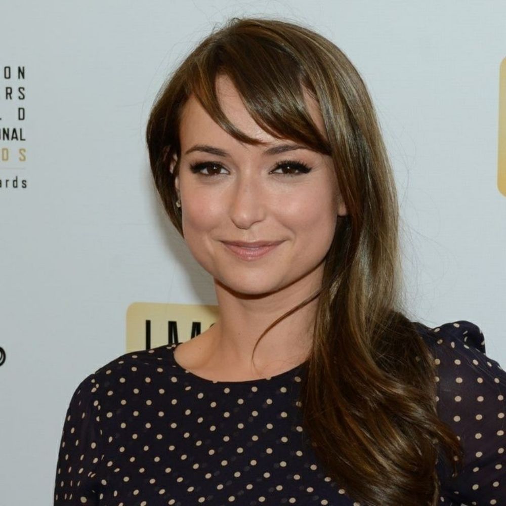 Milana Vayntrub