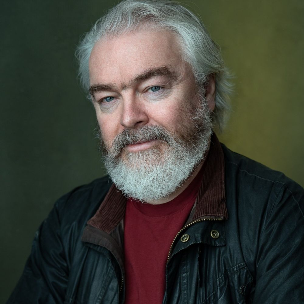 Gordon J Millar