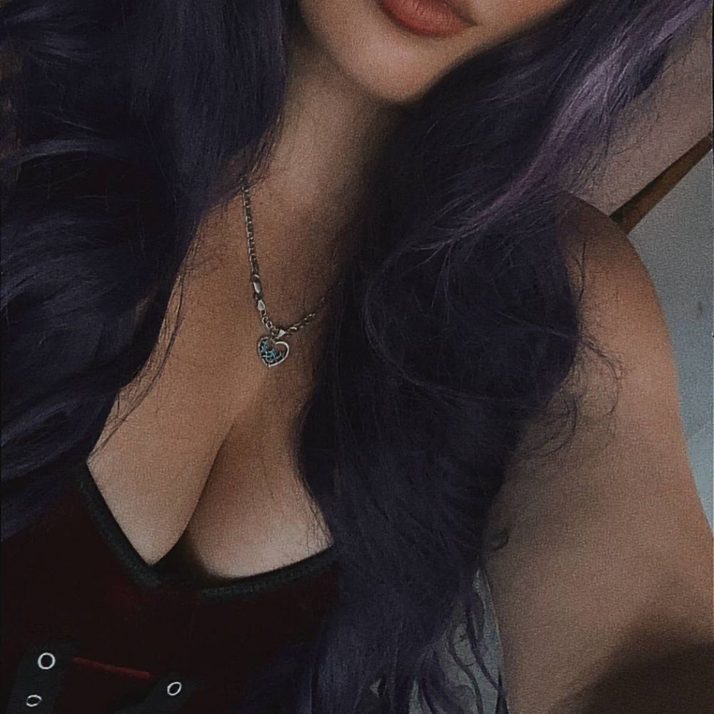 Emily W 🖤