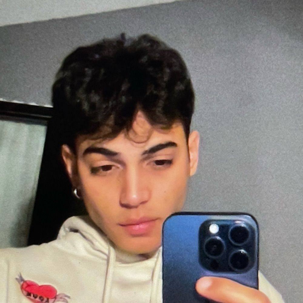 caio versiani
