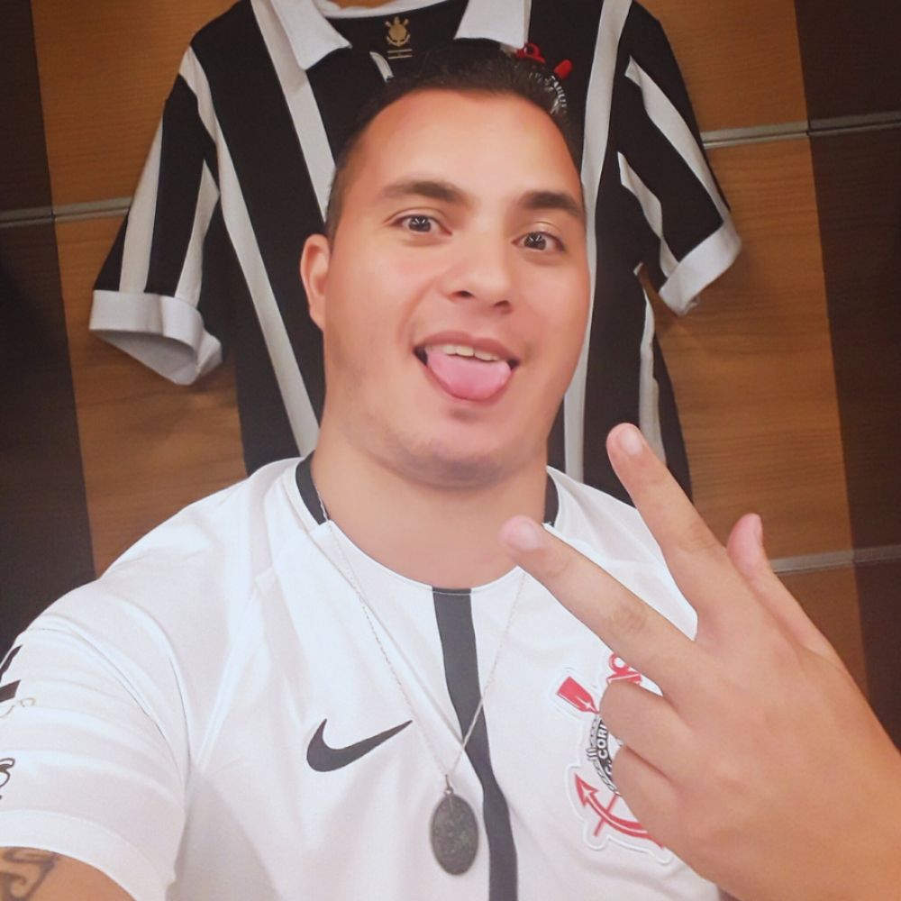 Mano Brito