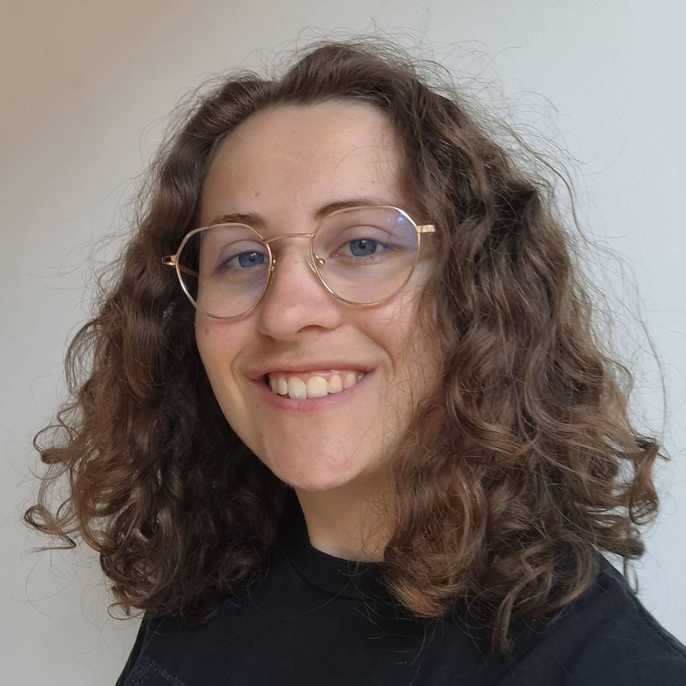 Elisa Binz (éli)