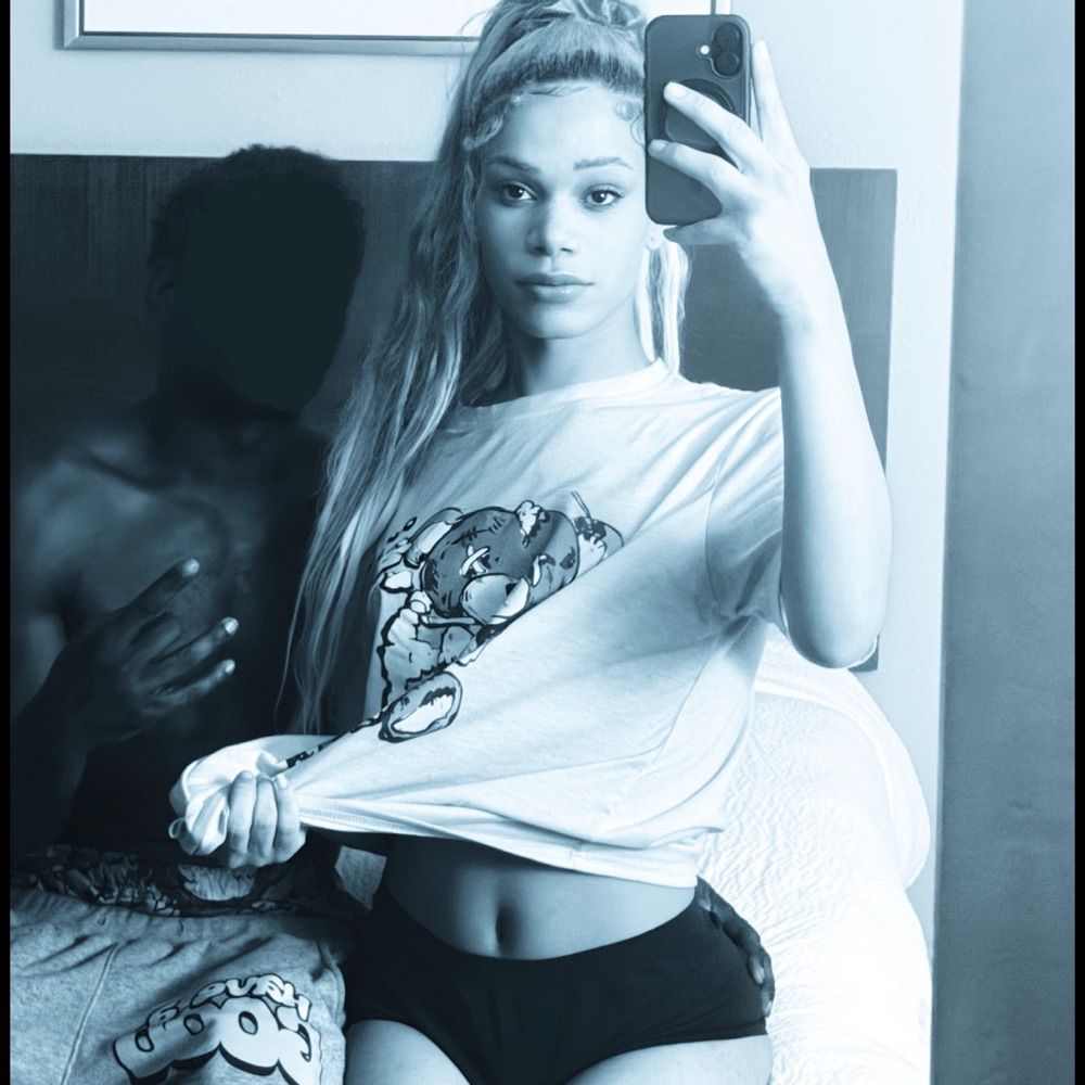 LANIE LOE 🧠👄 ONLYFANS $9.99😈👀😼