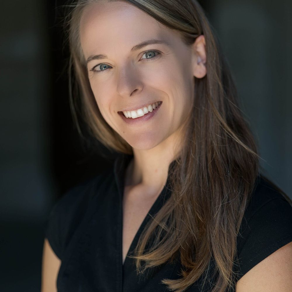 Dr. Sara Masland 