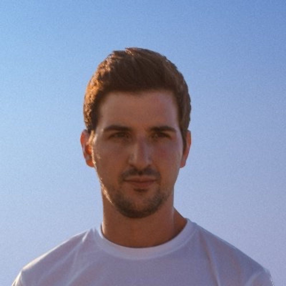 D. Rojo