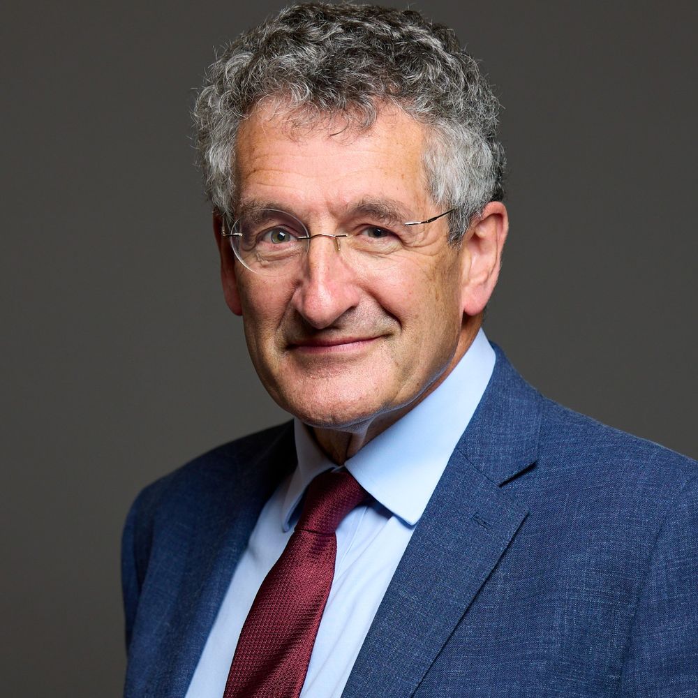 Dr Peter Prinsley MP