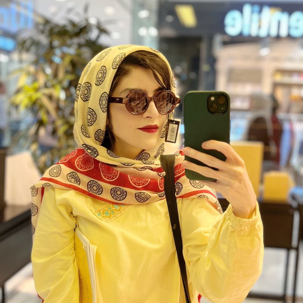 خانام راهـــا💁🏻‍♀️