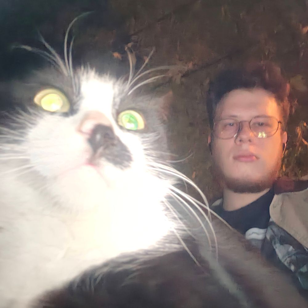 димас