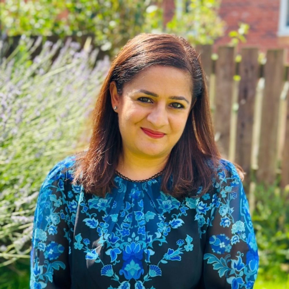 Dr Saneeya Qureshi, MBA, PFHEA