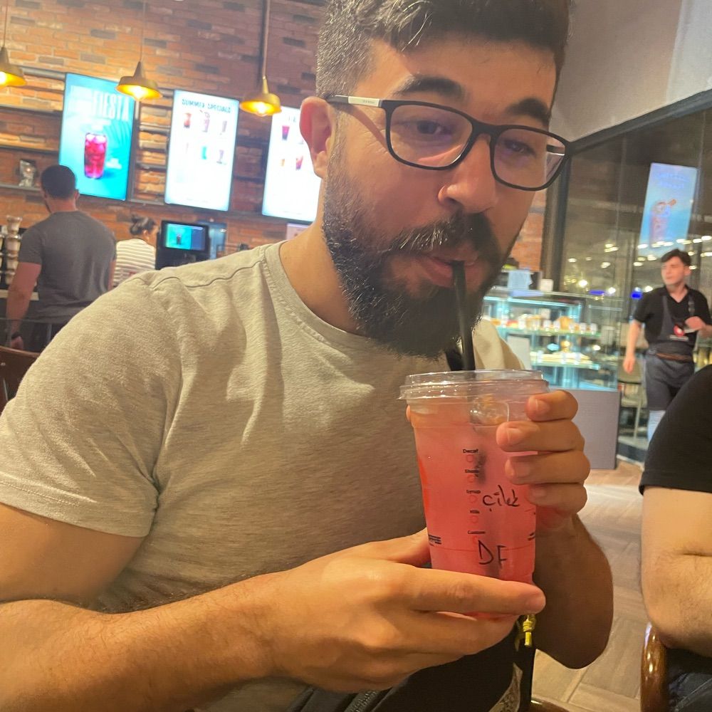 Gökhan E.
