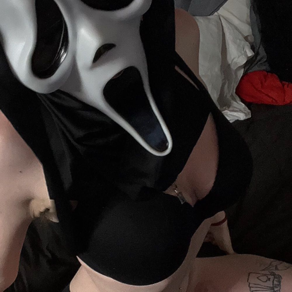 🕸️spooks🕸️