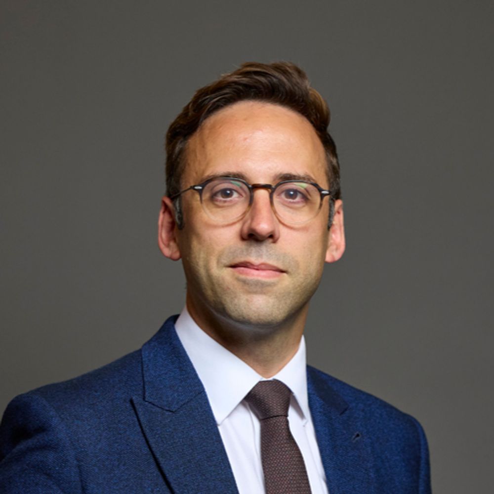 Alex Barros-Curtis MP