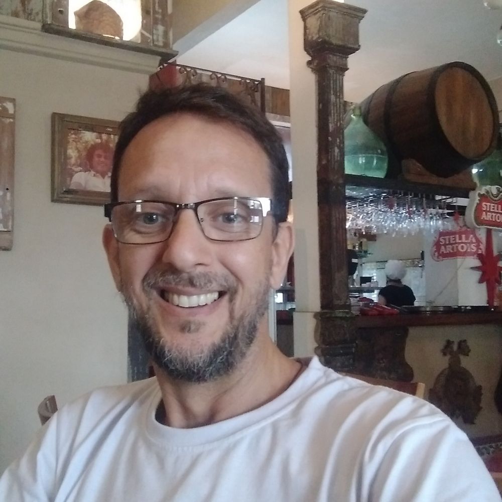 André O. Santos Barbedo