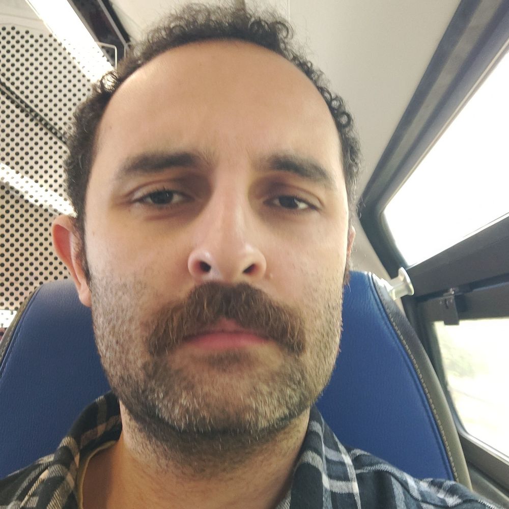 Ergüder Cem Maviş 