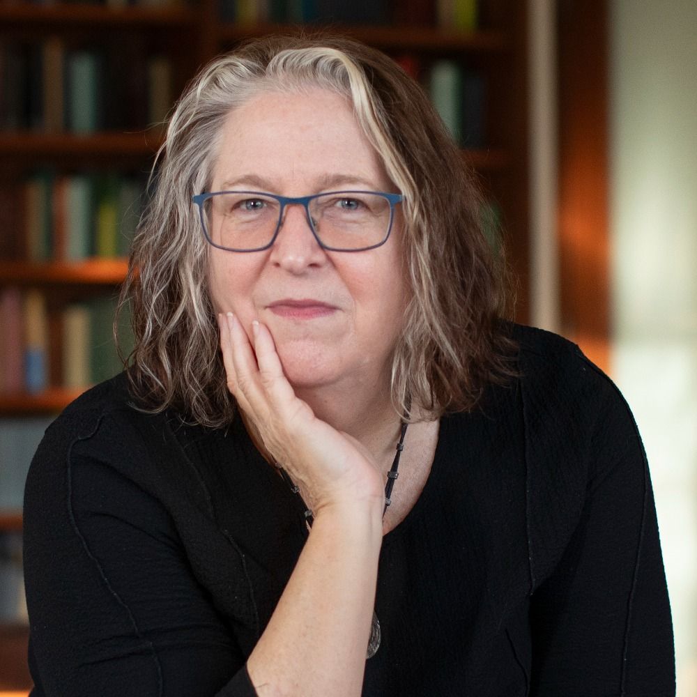 Wendy Laura Belcher