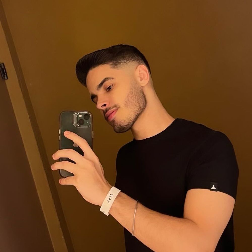 Gustavo 