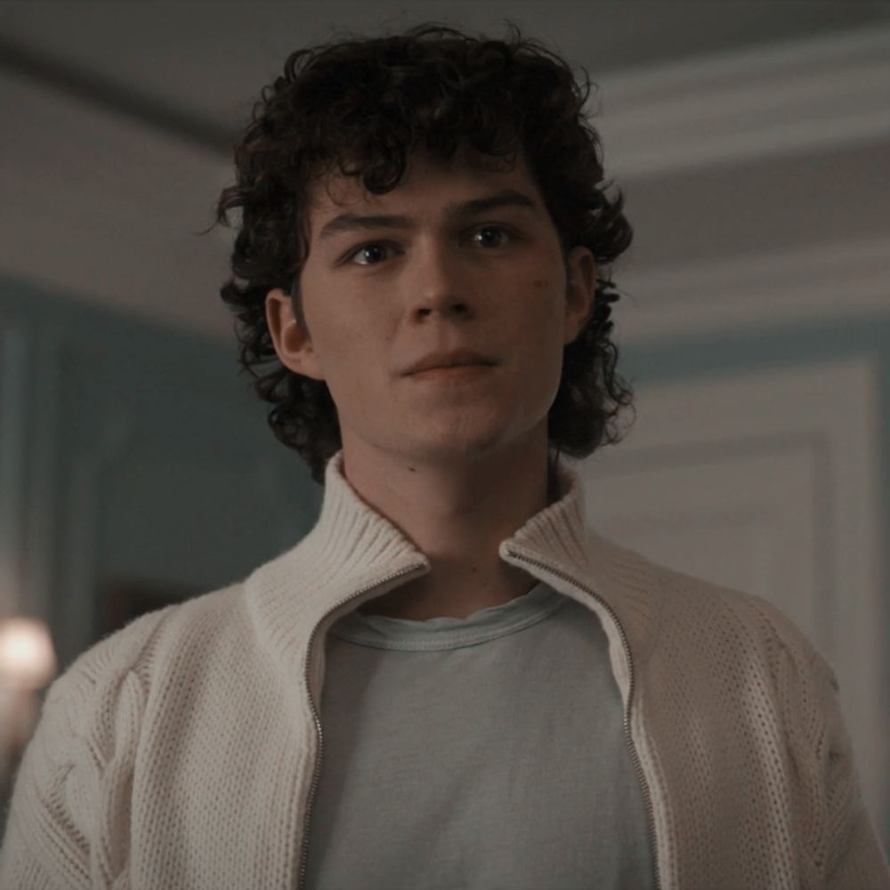 𝓐𝐑𝐈𝐒.