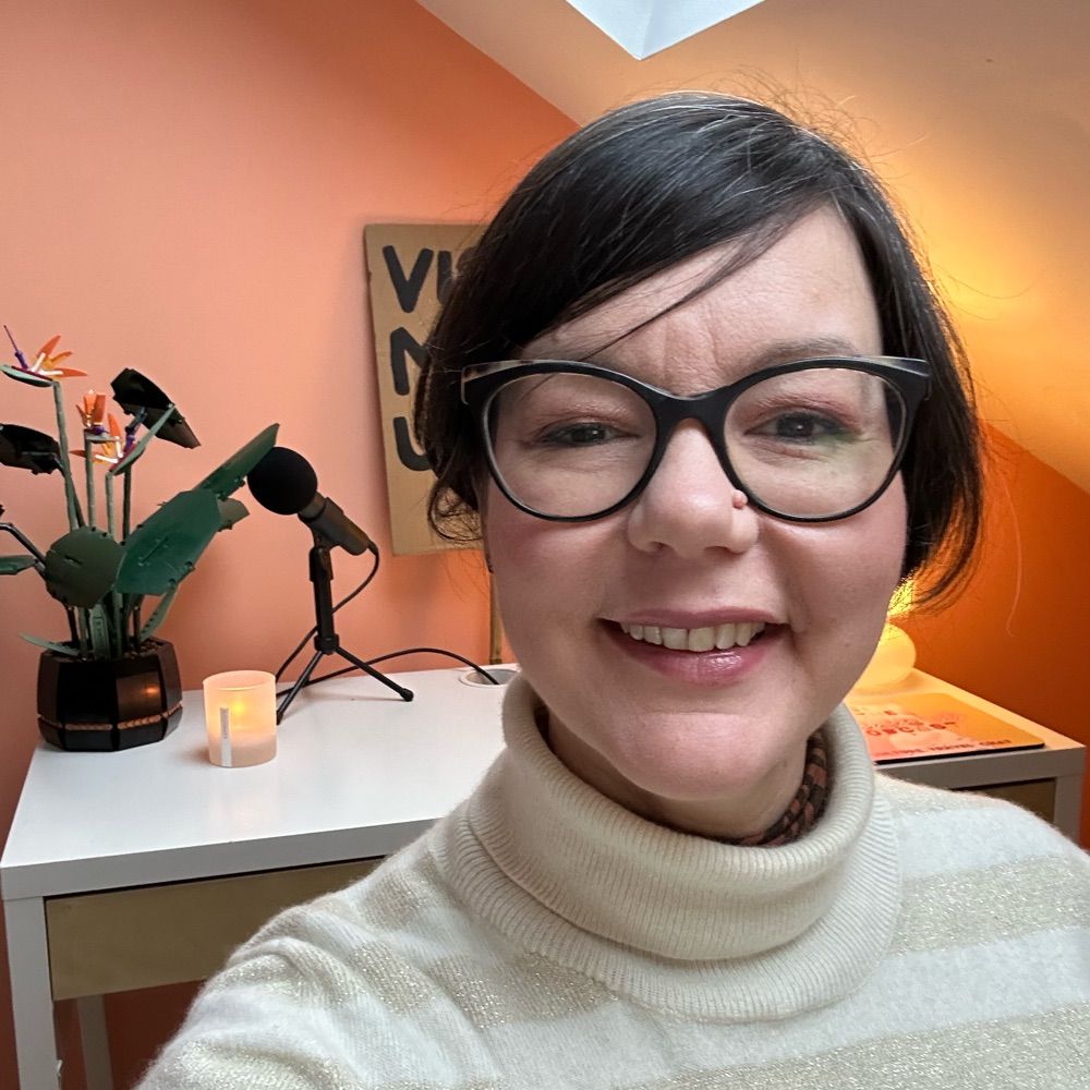 Vyki Sparkes | Museum Mum