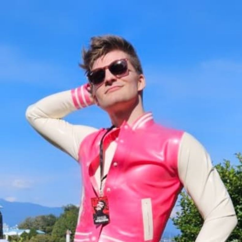 The pink menace💕