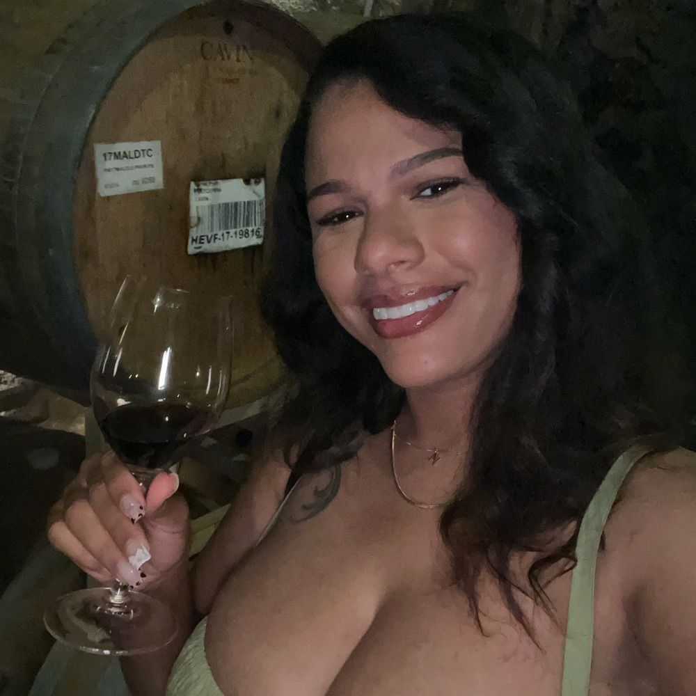 Meena 🥂