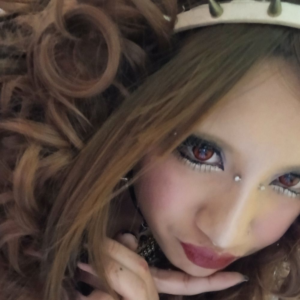goshikku doll