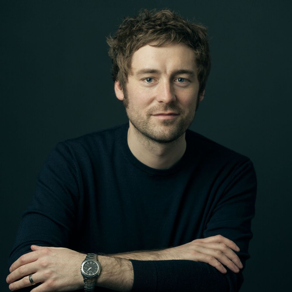 Denis Vahey