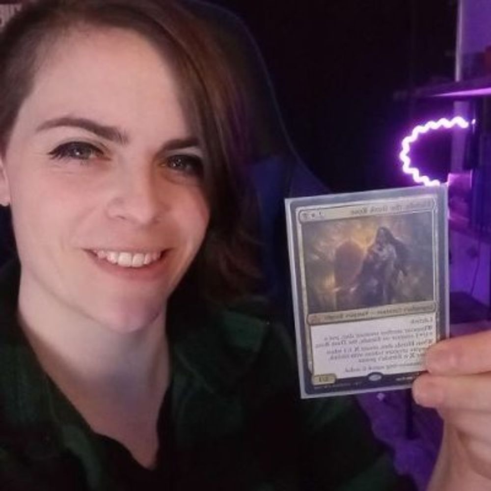 AshestoAshley