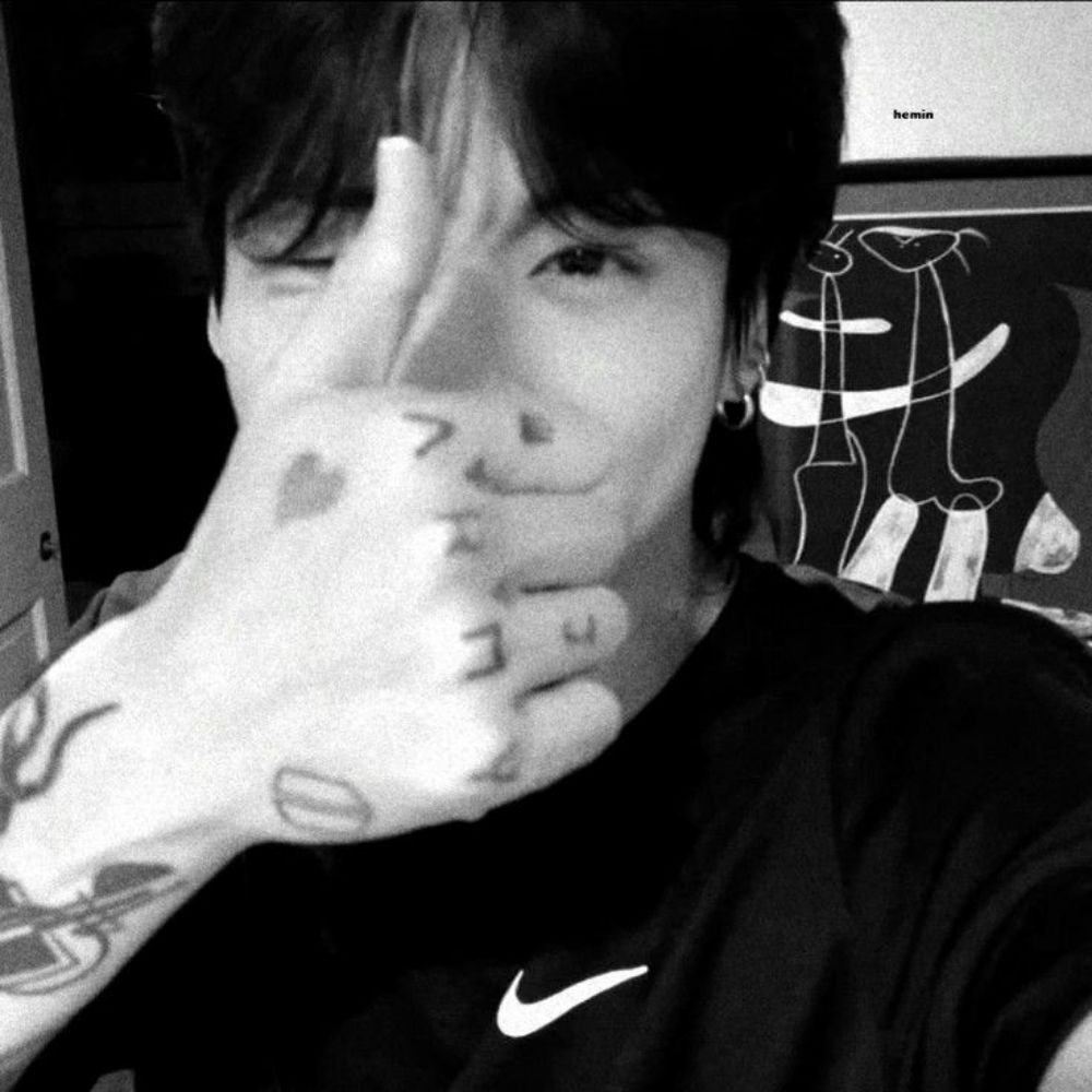 Vic q ama o JK