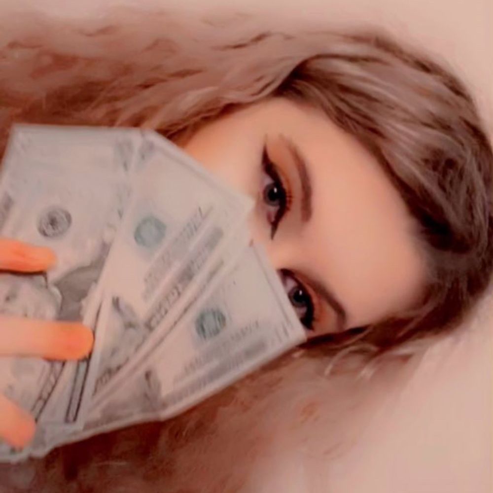 SpoiledBratKea💸✨