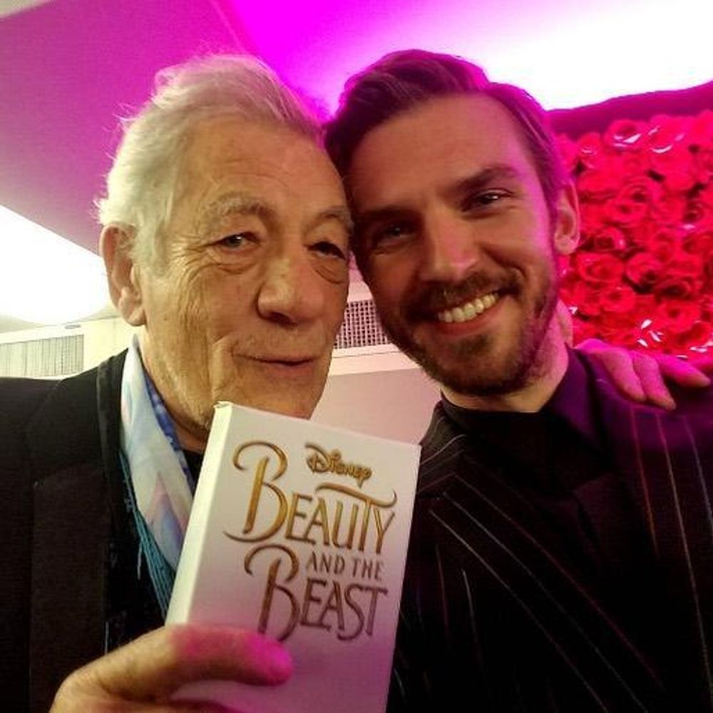 Oh THAT Dan Stevens 