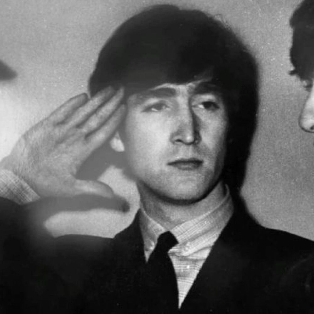 vamp ✦ LENNON DAY