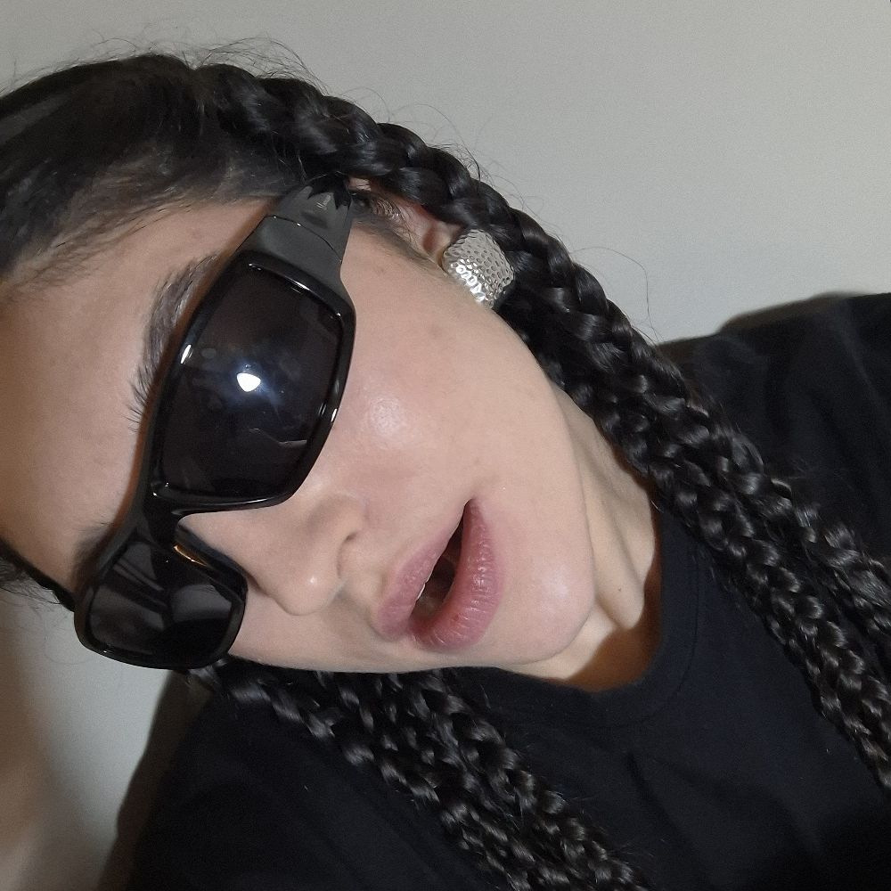 emy🐍