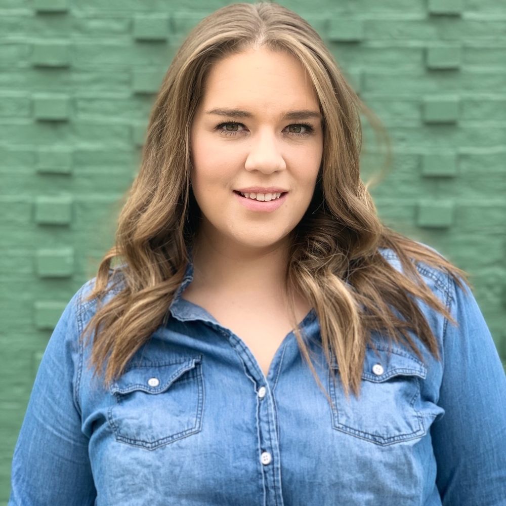 Ashley G Davidson
