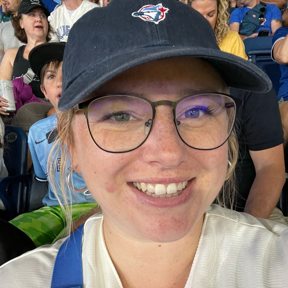 Katie ⚾️ 🇨🇦