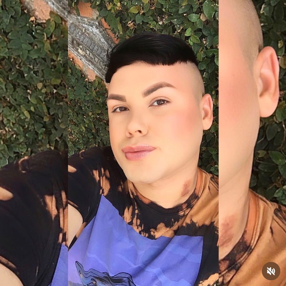 𝓣𝓱𝓸𝓶𝓪𝓼 ✨💋