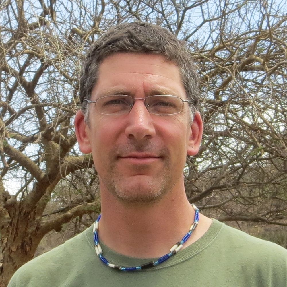 Len Thomas