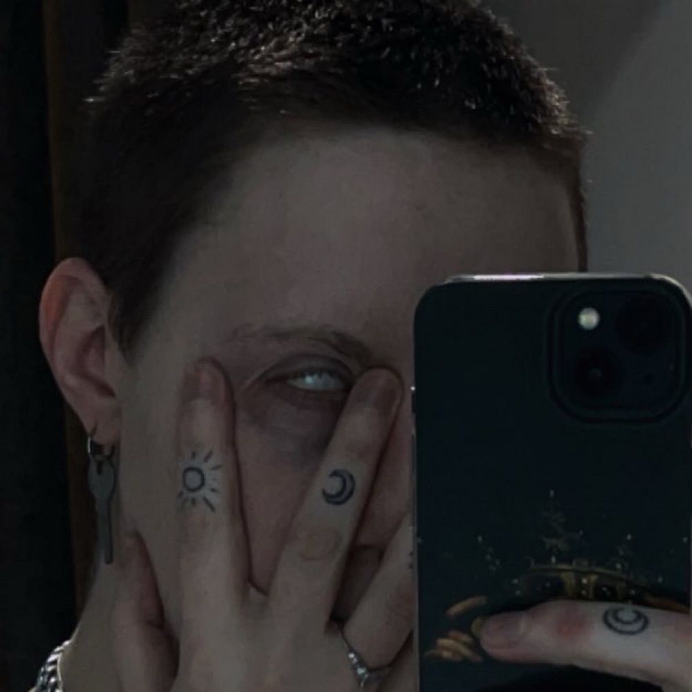 👁️Moth👁️ (they/he)