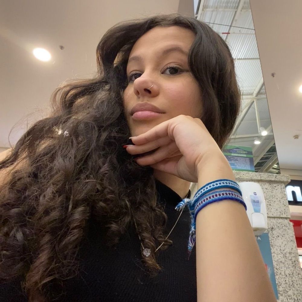 stefany trindade. 