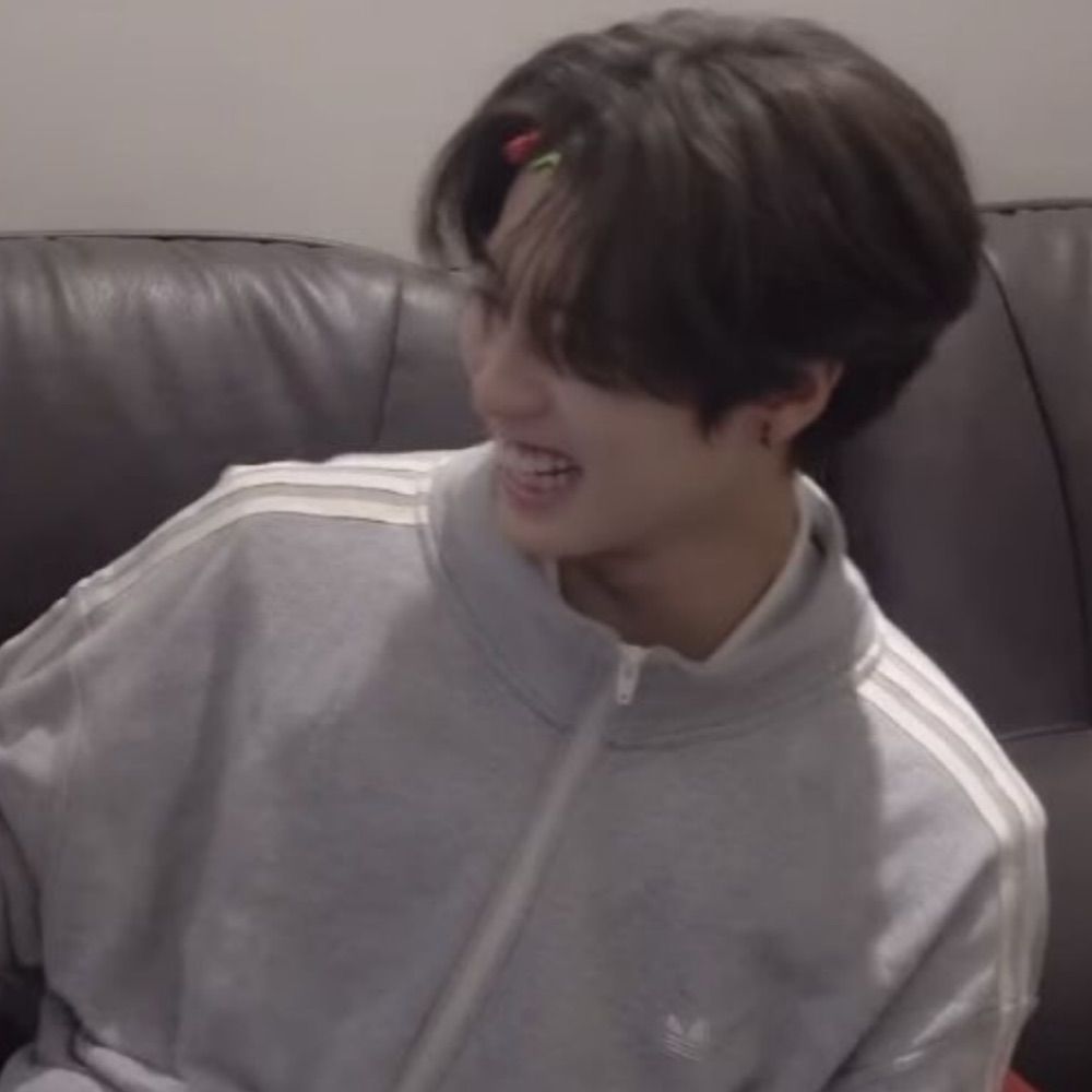 아잉