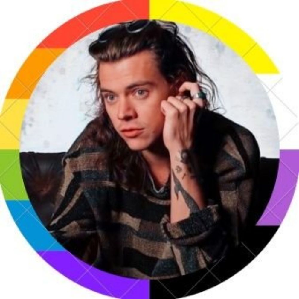 Meredith²⁸ 🏳️‍🌈 ❯❯❯❯