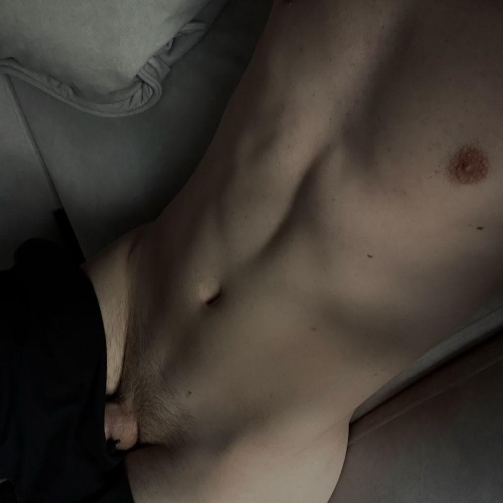 Tiny Twink 🍑