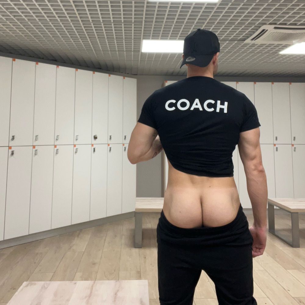 Lockers Coach